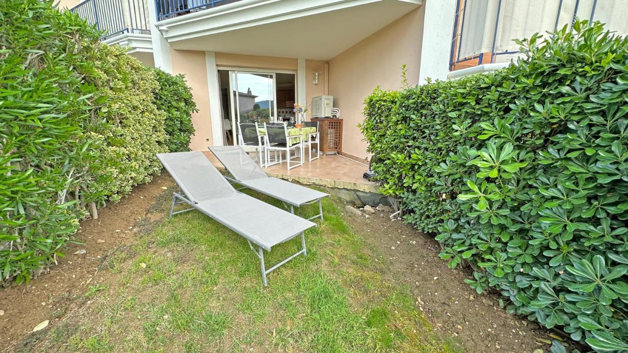 Appartement Les Pins Bleus A8 Sainte-Maxime Exterior foto